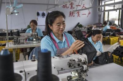 山西廣靈:“扶貧車間”助推脫貧攻堅