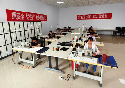 滿德堂村幸?；ブ豪锏南浒庸S。高雷攝